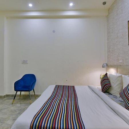 Hotel Fortune Inn By F9 Hotels Noida Ngoại thất bức ảnh