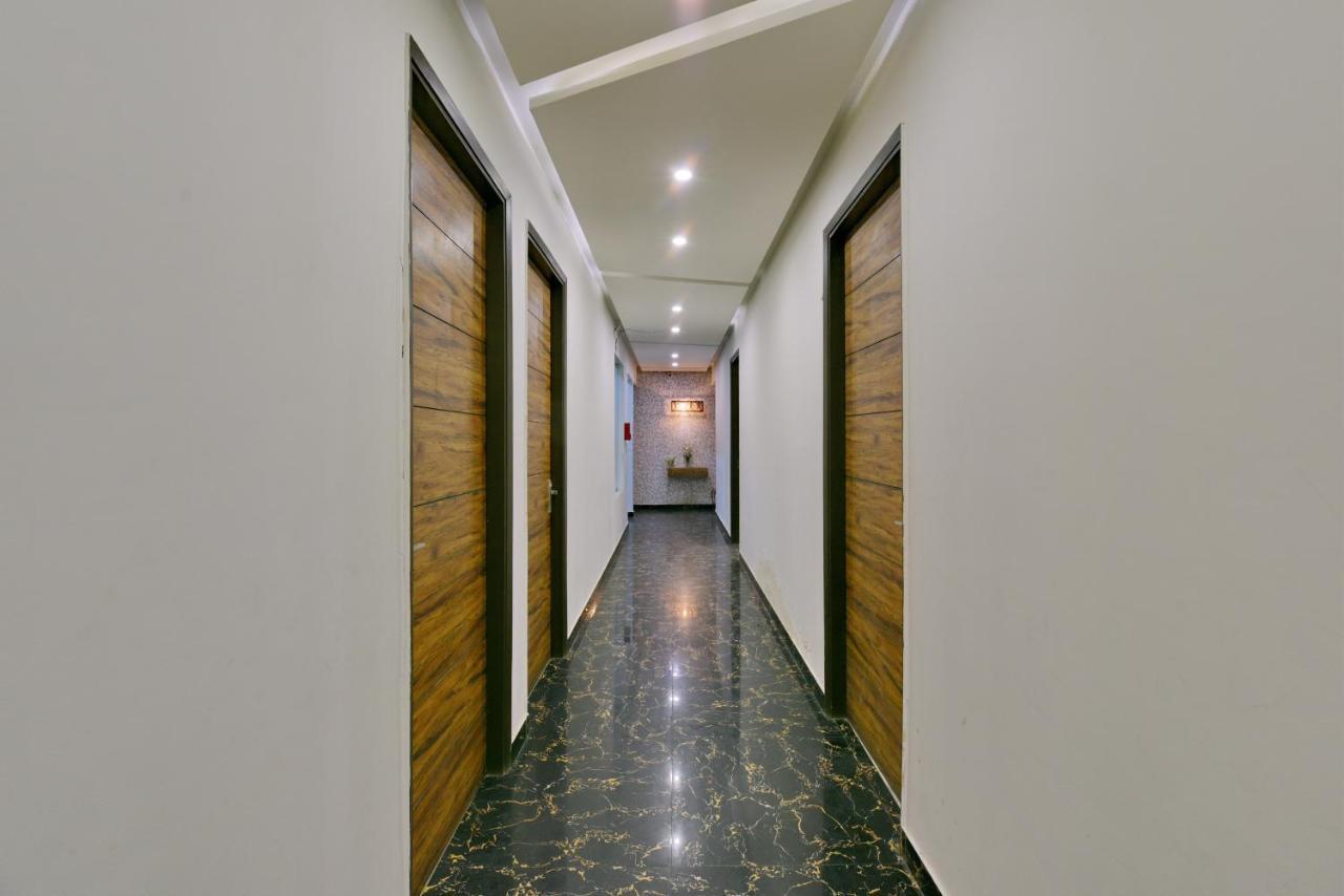 Hotel Fortune Inn By F9 Hotels Noida Ngoại thất bức ảnh